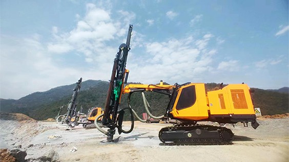 Kaishan KT drilling rigs have arrived at the mining area and started drilling